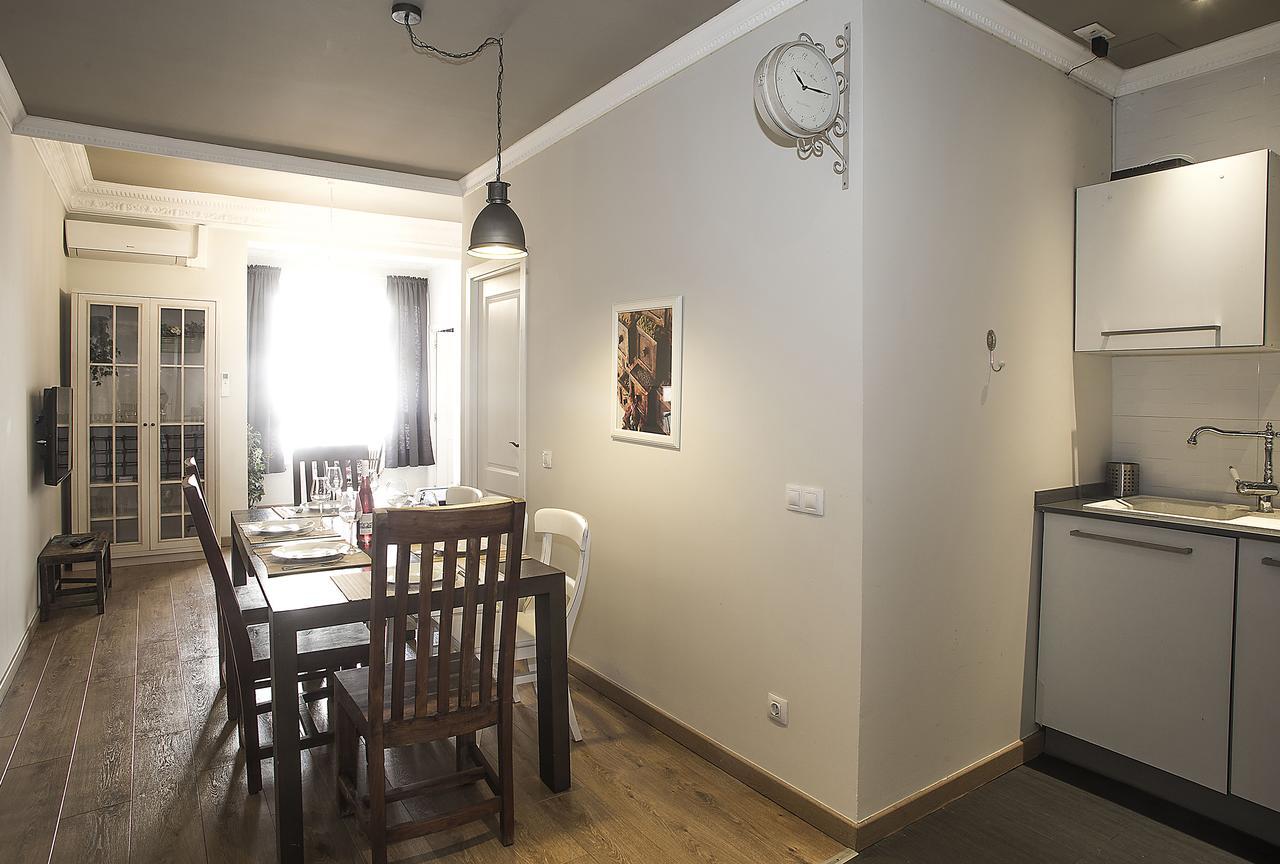 Mai & Maud Paralel Apartment Barcelona Exterior foto